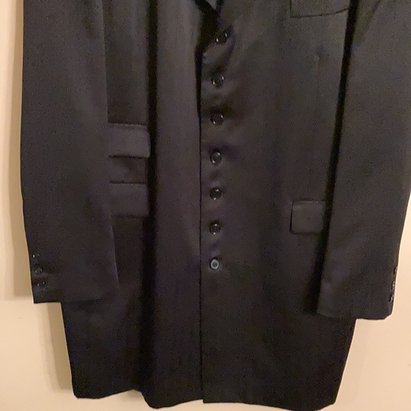 Gorgeous Black on Black Pinstripe Jacket w/matching Slacks and Shirt Top Hat tie - Picture 6 of 13